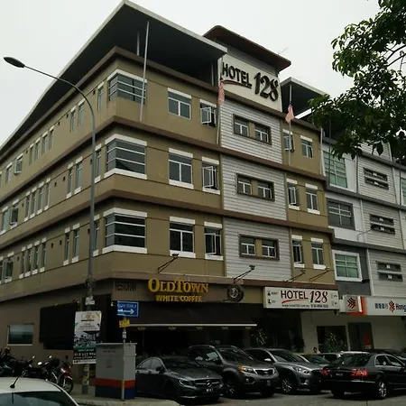 Hotel 128